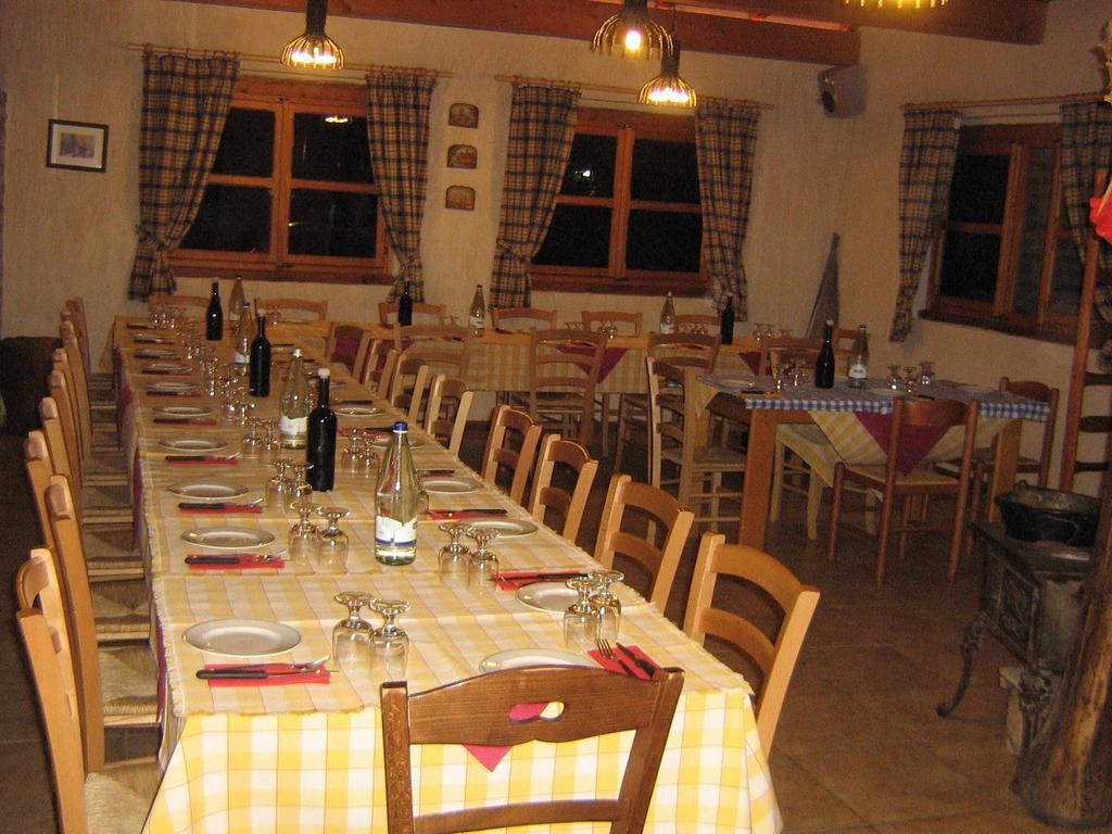 Agriturismo Val Codera Verceia Exteriör bild